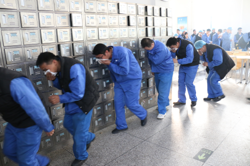 東綸公司開展集體宿舍消防安全應(yīng)急演練